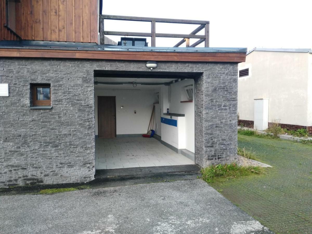 Apartman Eskadra 02 Horni Mala Upa Exterior photo